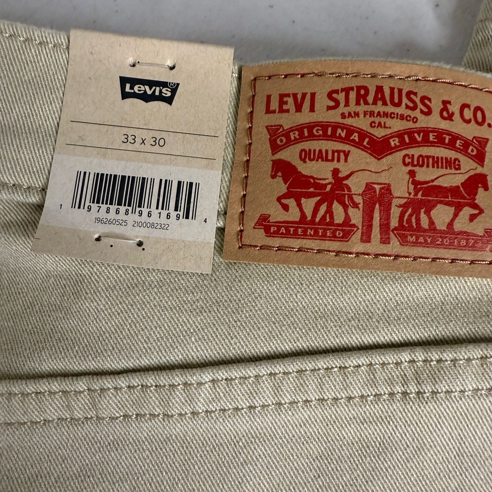 Levi's Beige Jeans